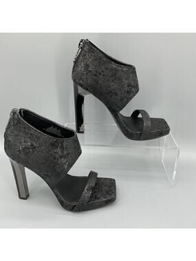 NEW DKNY Women’s Dava Ankle Cuff Platform Sandals Black Size 5.5M
